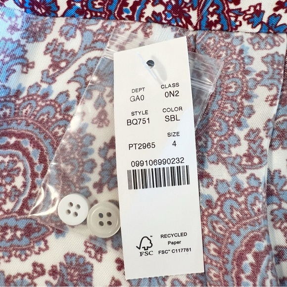 ✖️SOLD✖️•J.CREW• Classic-Fit Drapey Cupro-Blend Shirt in Floral Crown - Picture 13 of 16